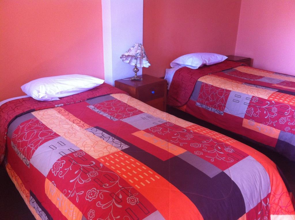 Hostal Tres Mascaras Ayacucho Room photo